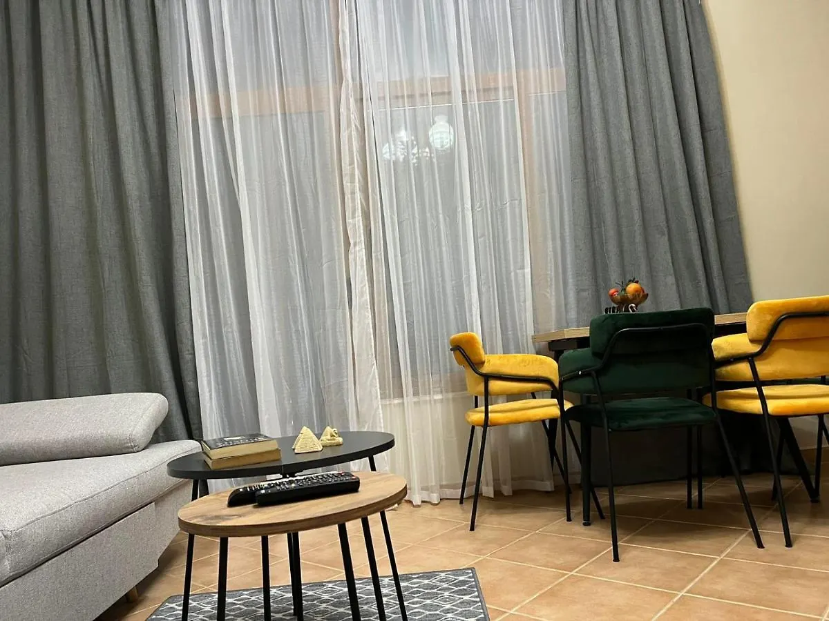 Roar Apartment 골렘 0*,  알바니아