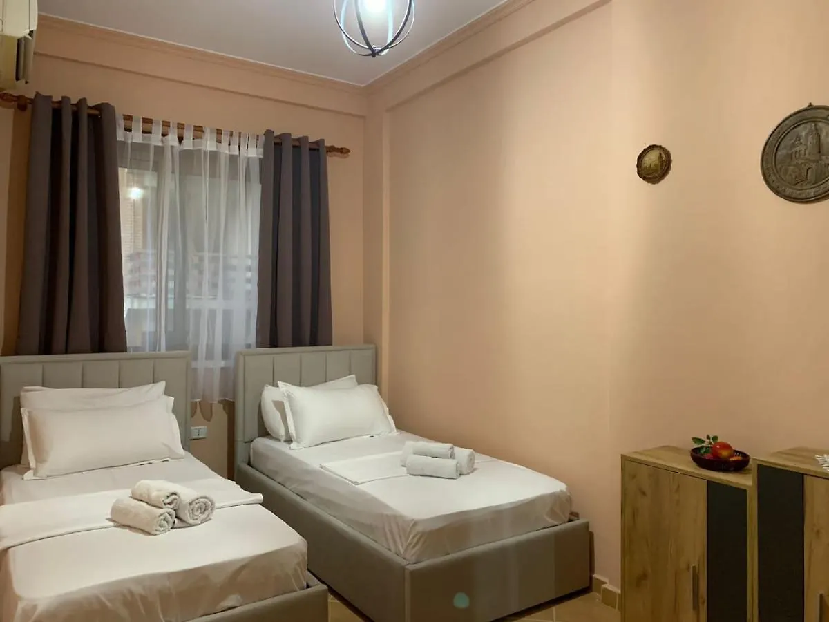 Roar Apartment 골렘