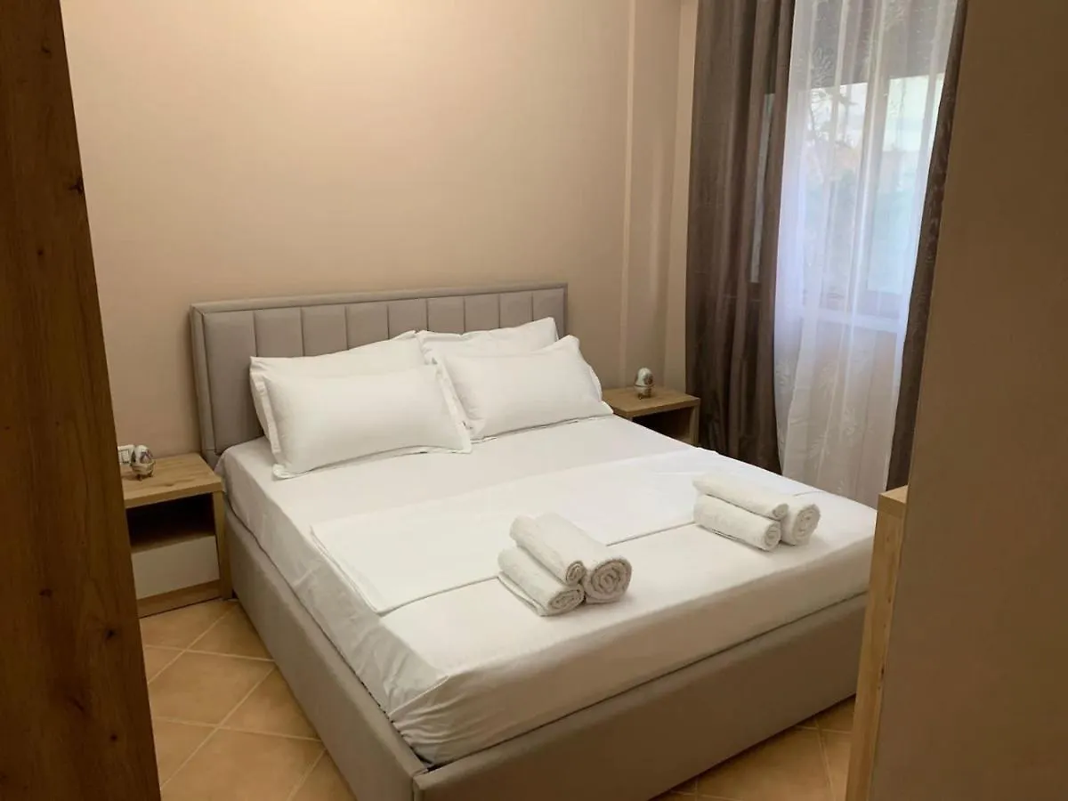 Roar Apartment 골렘